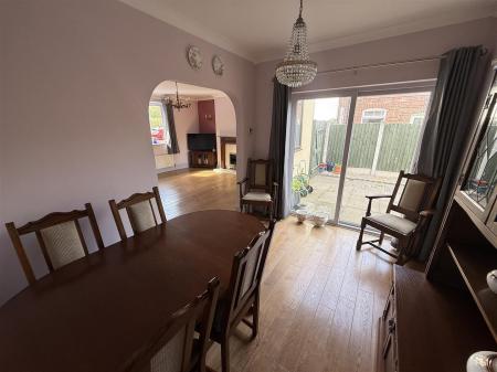 2 bedroom End of terrace house for sale in Donisthorpe Lane, Moira, Swadlincote