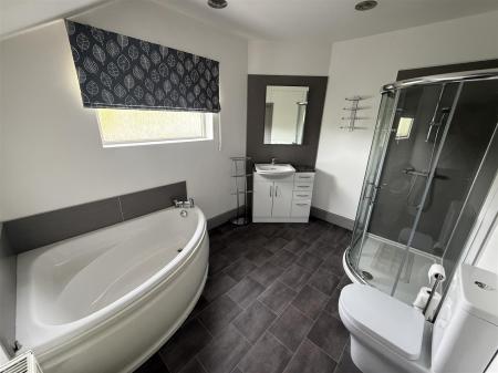 2 bedroom End of terrace house for sale in Donisthorpe Lane, Moira, Swadlincote