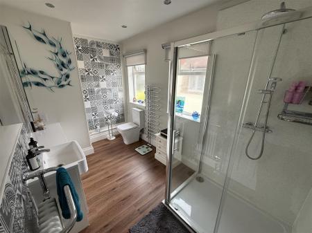 3 bedroom Detached house for sale in Scalpcliffe Road, Burton-On-Trent