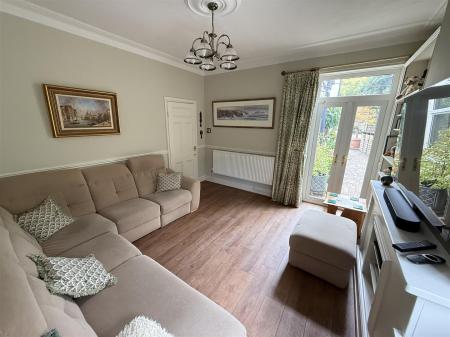 3 bedroom Detached house for sale in Scalpcliffe Road, Burton-On-Trent