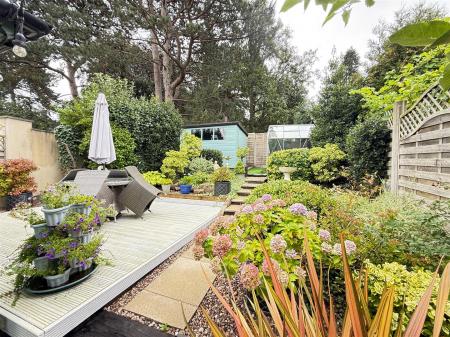 3 bedroom Detached house for sale in Scalpcliffe Road, Burton-On-Trent