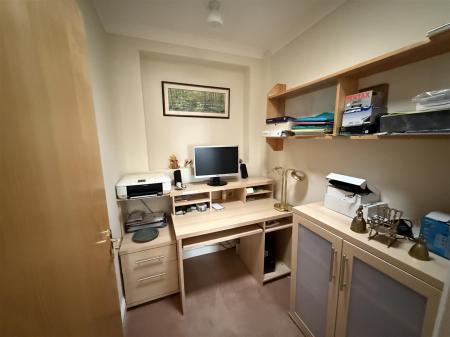 2 bedroom Detached bungalow for sale in Craythorne Road, Stretton, Burton-On-Trent