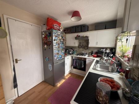 2 bedroom Town house for sale in Shipley Close, Branston, Burton-On-Trent