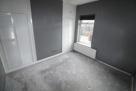 2 bedroom House to let in Tutbury Road, Burton upon Trent, DE13