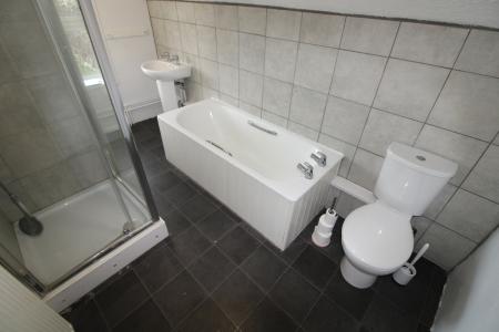 2 bedroom House to let in Tutbury Road, Burton upon Trent, DE13