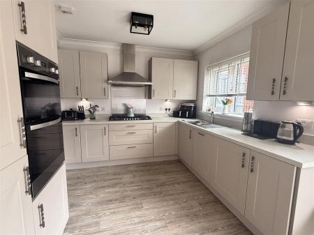 4 bedroom Semi-detached house for sale in Hewer Drive, Castle Gresley, Swadlincote