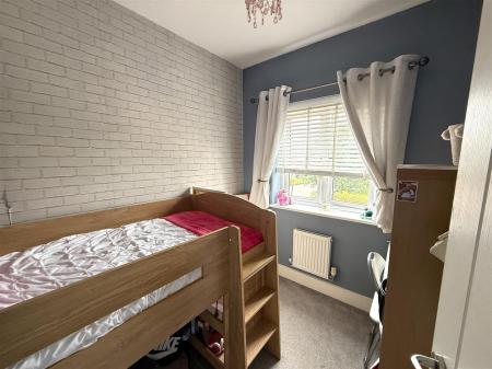4 bedroom Semi-detached house for sale in Hewer Drive, Castle Gresley, Swadlincote