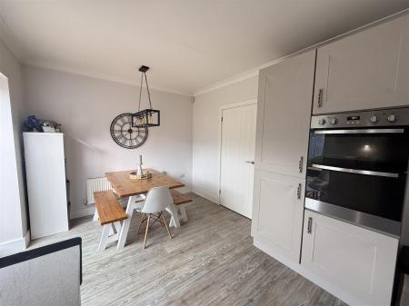 4 bedroom Semi-detached house for sale in Hewer Drive, Castle Gresley, Swadlincote