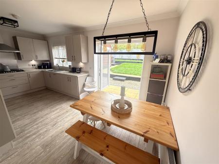 4 bedroom Semi-detached house for sale in Hewer Drive, Castle Gresley, Swadlincote