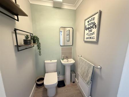 4 bedroom Semi-detached house for sale in Hewer Drive, Castle Gresley, Swadlincote