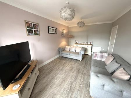 4 bedroom Semi-detached house for sale in Hewer Drive, Castle Gresley, Swadlincote