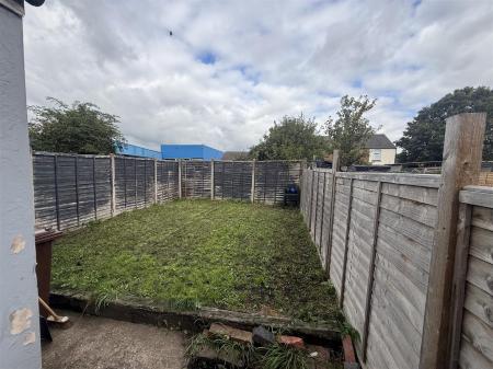2 bedroom End of terrace house for sale in Victoria Crescent, Burton-On-Trent