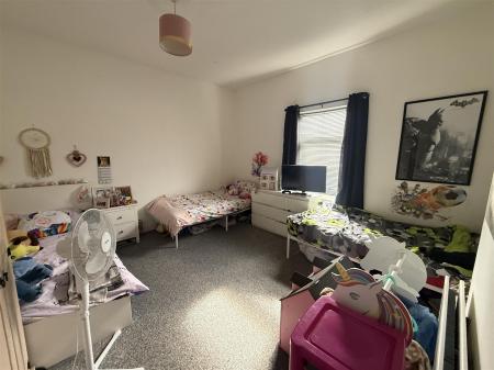 2 bedroom End of terrace house for sale in Victoria Crescent, Burton-On-Trent