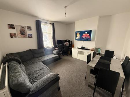 2 bedroom End of terrace house for sale in Victoria Crescent, Burton-On-Trent