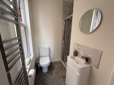3 bedroom Semi-detached house for sale in Eton Road, Burton-On-Trent