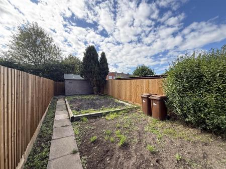 3 bedroom Semi-detached house for sale in Eton Road, Burton-On-Trent