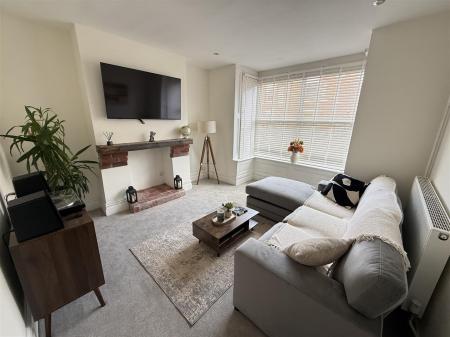 3 bedroom Semi-detached house for sale in Eton Road, Burton-On-Trent