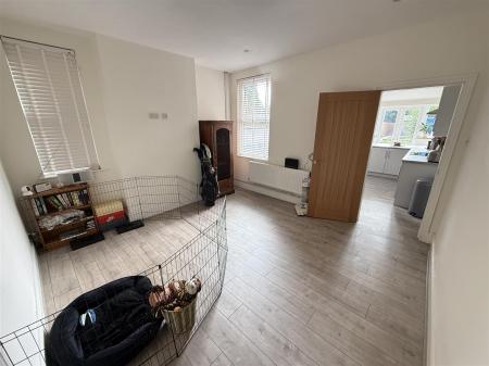 3 bedroom Semi-detached house for sale in Eton Road, Burton-On-Trent