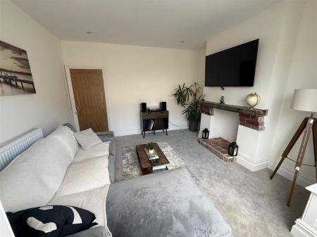3 bedroom Semi-detached house for sale in Eton Road, Burton-On-Trent