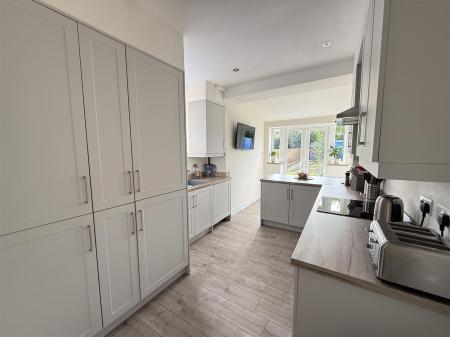 3 bedroom Semi-detached house for sale in Eton Road, Burton-On-Trent