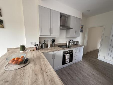 3 bedroom Semi-detached house for sale in Eton Road, Burton-On-Trent