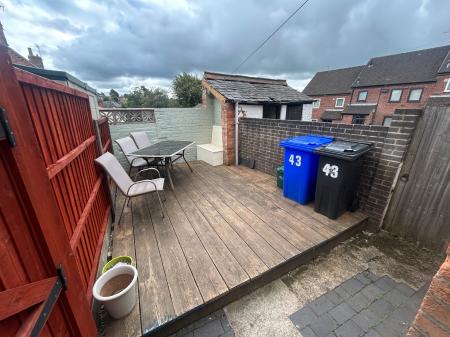 2 bedroom Terraced House to let in Church Street, Burton Upon Trent, Tutbury, DE13