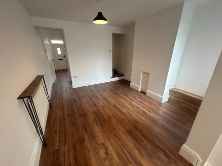 2 bedroom Terraced House to let in Church Street, Burton Upon Trent, Tutbury, DE13