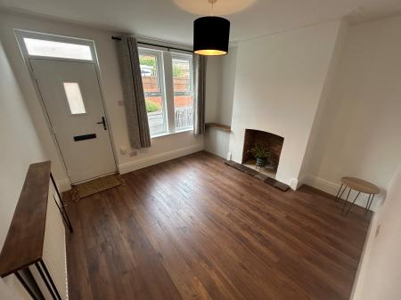 2 bedroom Terraced House to let in Church Street, Burton Upon Trent, Tutbury, DE13