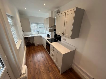 2 bedroom Terraced House to let in Church Street, Burton Upon Trent, Tutbury, DE13