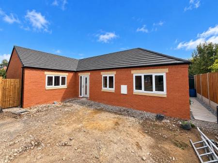 3 bedroom Detached bungalow for sale in Westfield Road, Swadlincote