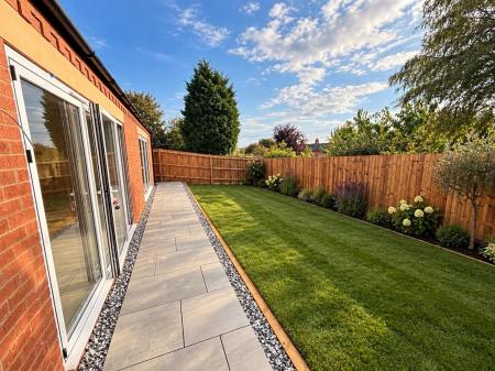3 bedroom Detached bungalow for sale in Westfield Road, Swadlincote