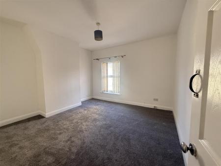 3 bedroom Terraced House for sale in James Street, Burton-On-Trent
