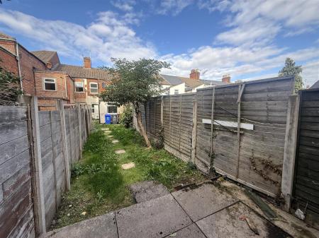 3 bedroom Terraced House for sale in James Street, Burton-On-Trent