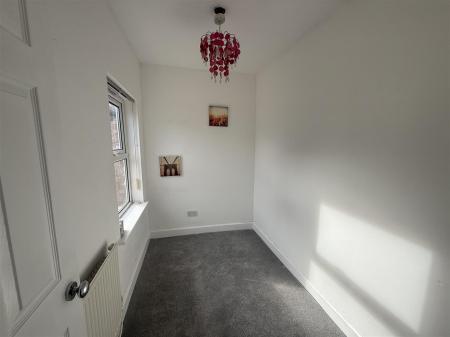 3 bedroom Terraced House for sale in James Street, Burton-On-Trent