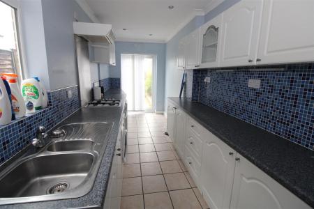 3 bedroom Terraced House for sale in Wetmore Road, Burton-On-Trent