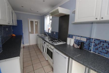 3 bedroom Terraced House for sale in Wetmore Road, Burton-On-Trent
