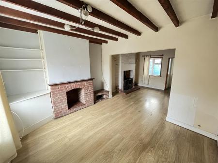 2 bedroom Terraced House for sale in Cross Street, Burton-On-Trent
