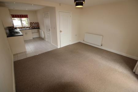 2 bedroom Semi-detached house to let in Saddlers Court, Swadlincote, Measham, DE12