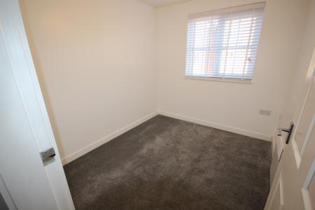 2 bedroom Flat to let in Hendeley Court, Staffordshire, Burton upon Trent, DE14