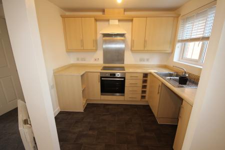 2 bedroom Flat to let in Hendeley Court, Staffordshire, Burton upon Trent, DE14