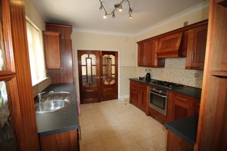 3 bedroom Terraced House to let in Eton Road, Staffordshire, Burton upon Trent, DE14