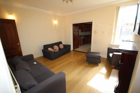 3 bedroom Terraced House to let in Eton Road, Staffordshire, Burton upon Trent, DE14