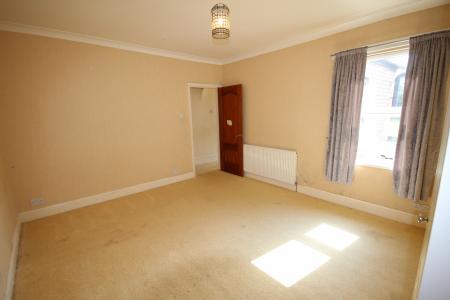 3 bedroom Terraced House to let in Eton Road, Staffordshire, Burton upon Trent, DE14