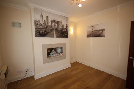 3 bedroom Terraced House to let in Eton Road, Staffordshire, Burton upon Trent, DE14