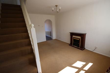 2 bedroom House to let in Coach Way, Willington, DE65