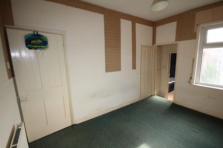 2 bedroom Terraced House to let in Oak Street, Staffordshire, Burton upon Trent, DE14