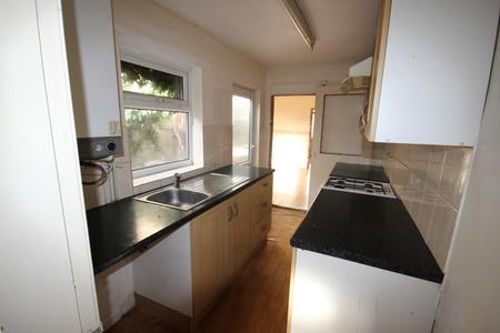 2 bedroom Terraced House to let in Oak Street, Staffordshire, Burton upon Trent, DE14
