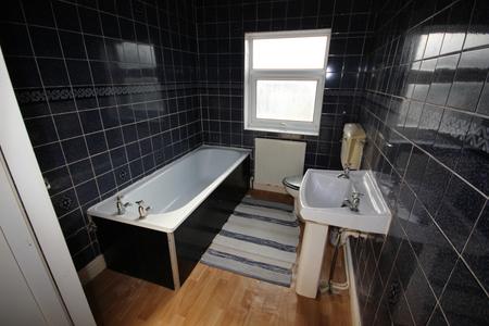 2 bedroom Terraced House to let in Oak Street, Staffordshire, Burton upon Trent, DE14