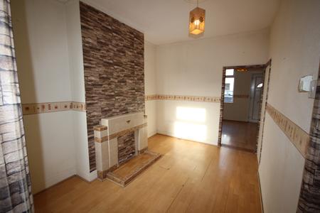 2 bedroom Terraced House to let in Oak Street, Staffordshire, Burton upon Trent, DE14