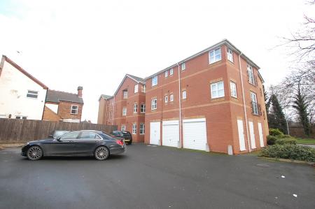 2 bedroom Apartment to let in Wyggeston Street, Burton upon Trent, DE13